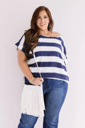 Act Casual Shift Top In Navy Curves