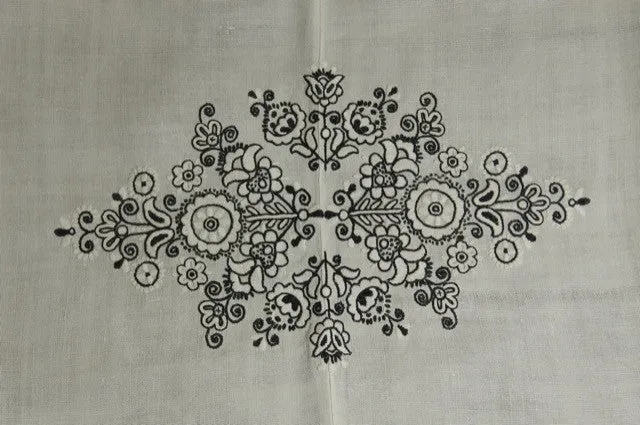 Black White Floral Embroidered Antique Tablecloth