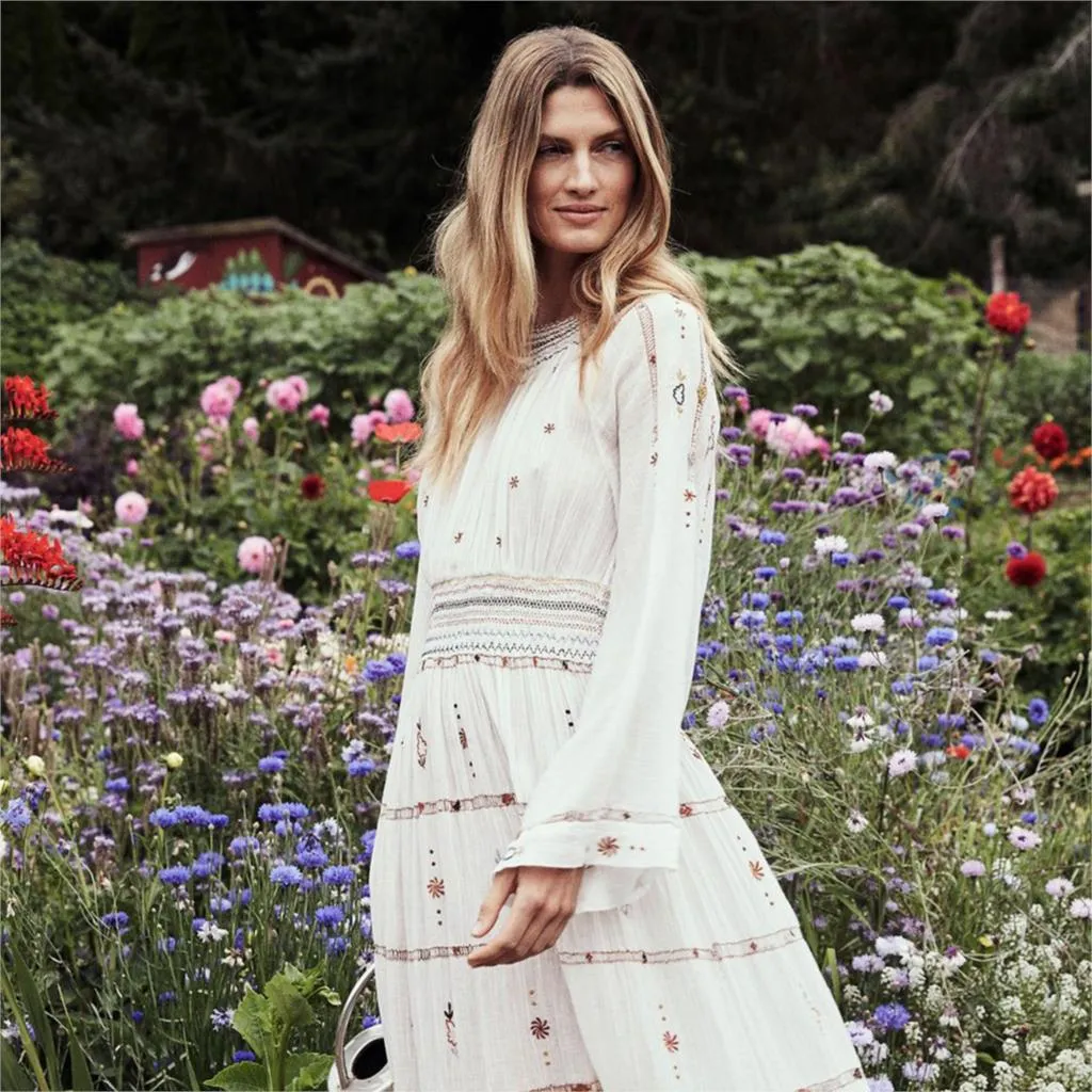 Boho Embroidered Maxi Summer Dress For Women , Bohemian Retro White Dress