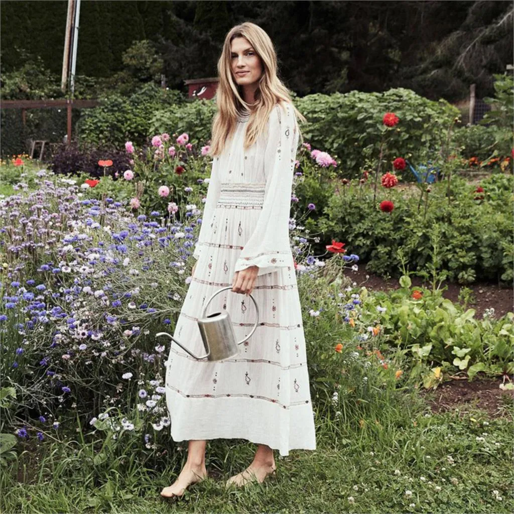 Boho Embroidered Maxi Summer Dress For Women , Bohemian Retro White Dress