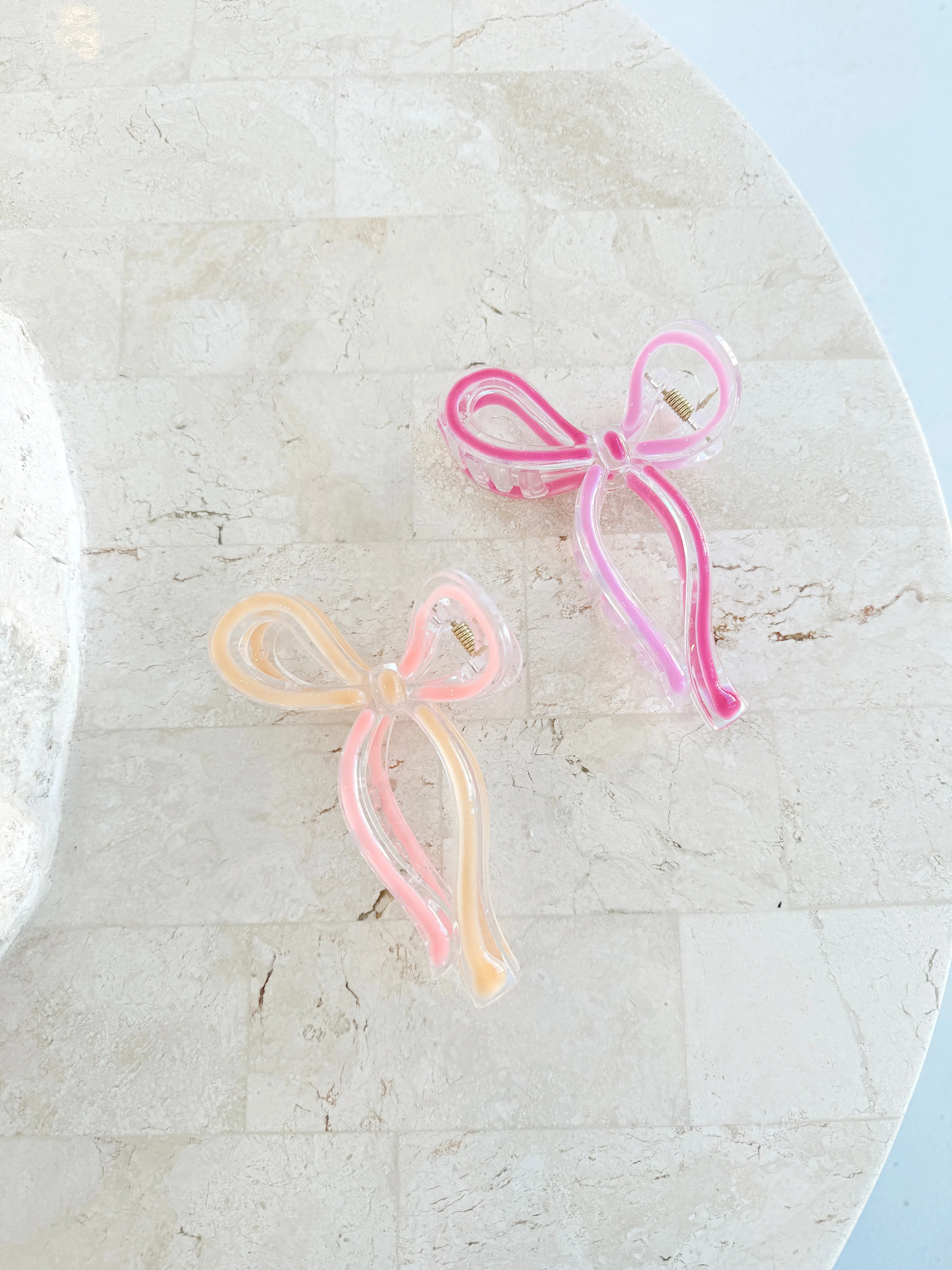 Bow Clip - Pink/Orange Outline