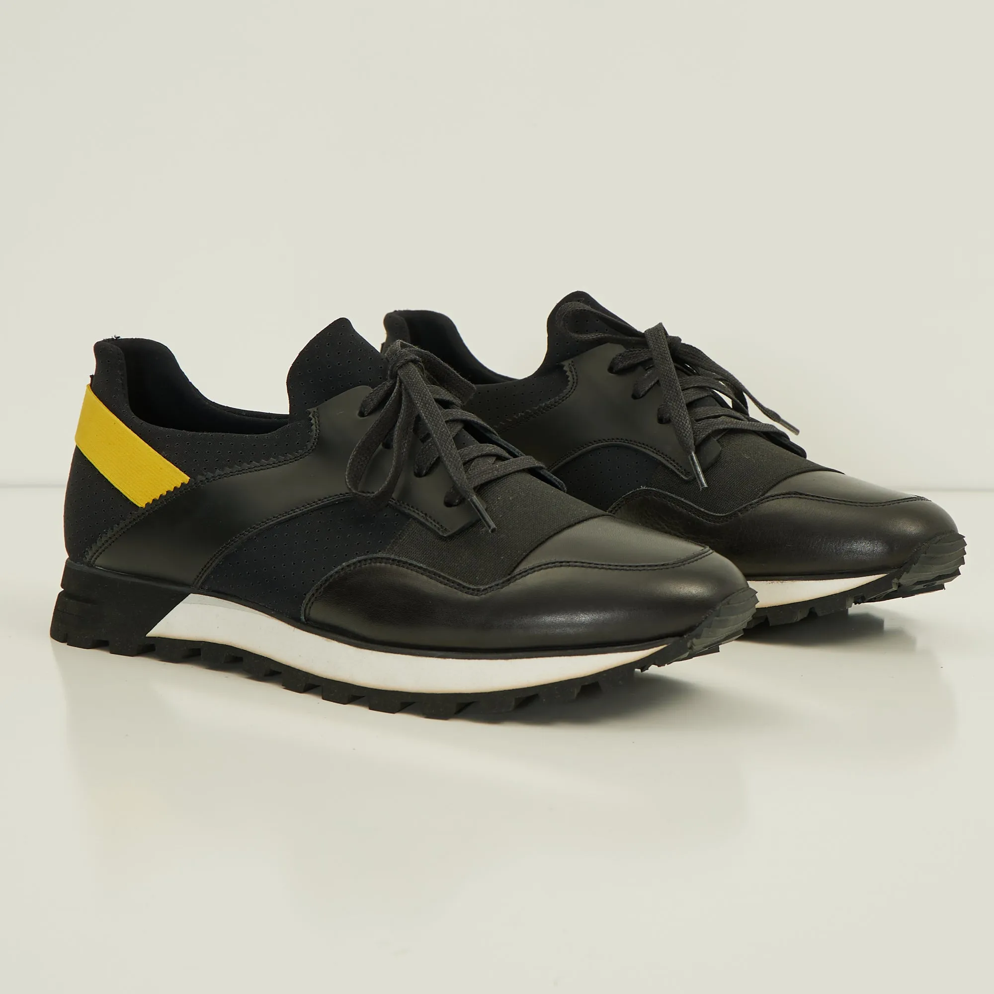 City Casual Sneaker - Black Yellow