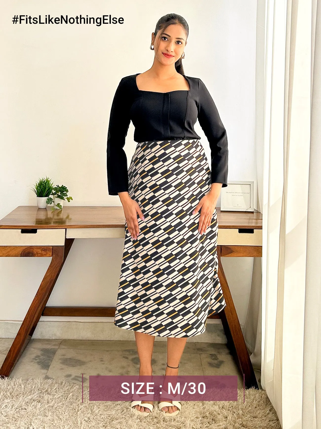 Geometric Print A-Line Skirt - Black And Off White