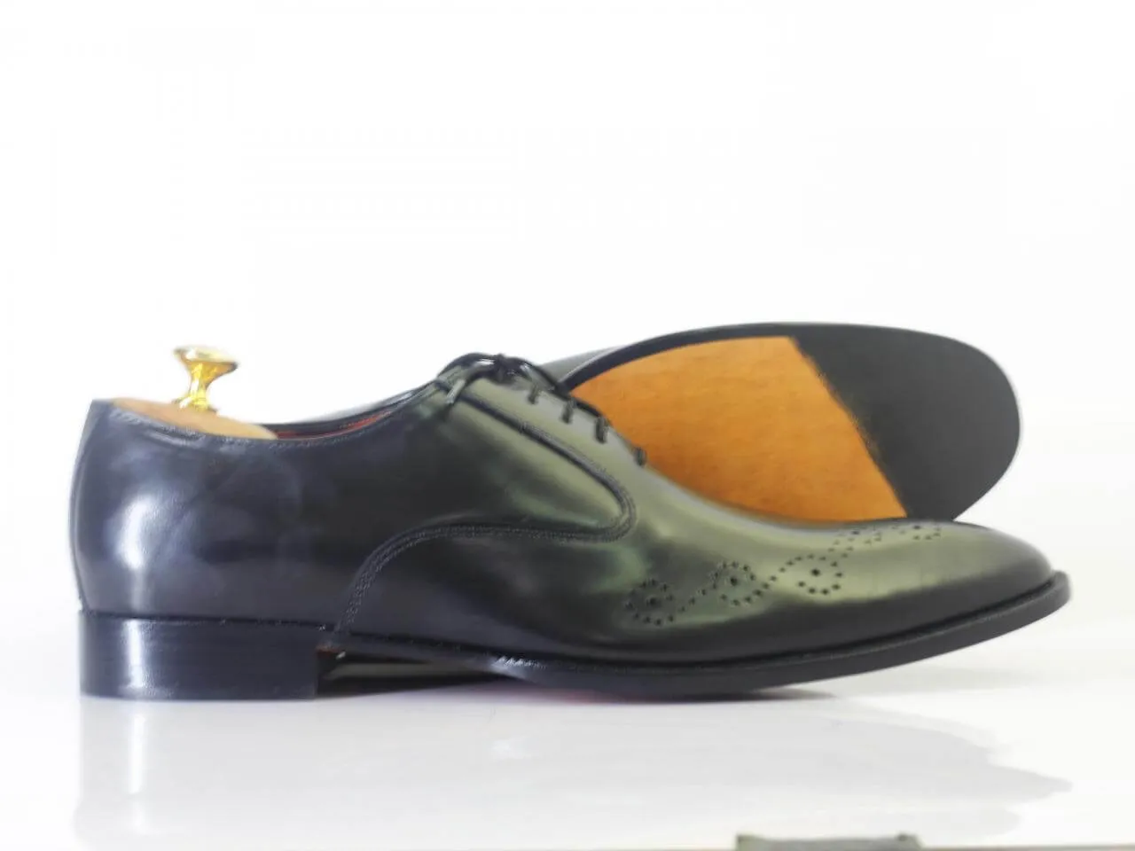 Handmade Men's Black Brogue Toe Leather Shoes, Men Designer Lace Up Dress Shoes